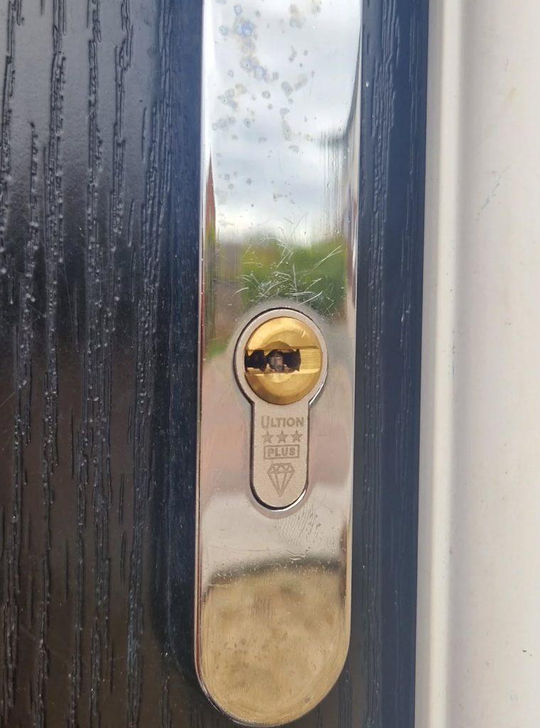 key stuck in lock